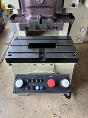 アマダ プレス TP-35