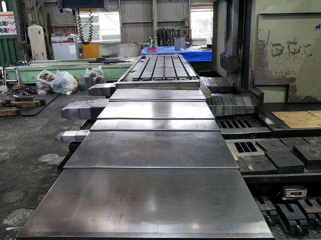 倉敷機械 CNC複合フライス盤 CMN-6A