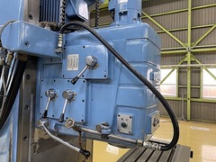 OKK ベット型フライス MH-5VJ