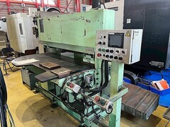 オリンピア NC面取り機