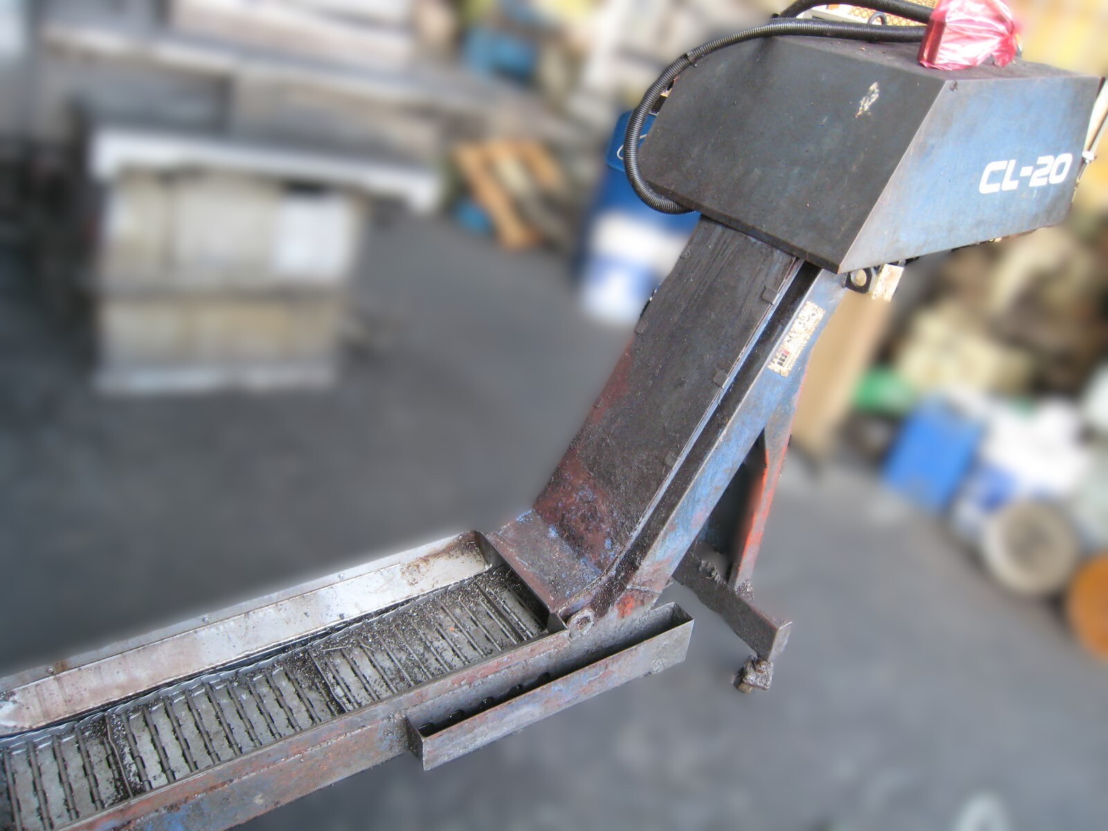 椿本メイフラン チップコンベアー MT-10