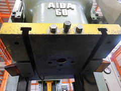 アイダ C型プレス NC1-60(2)
