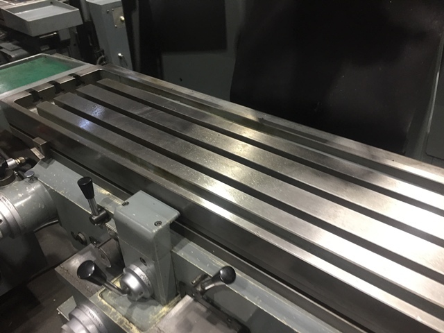 静岡鐵工所 ラム型フライス VHR-SD