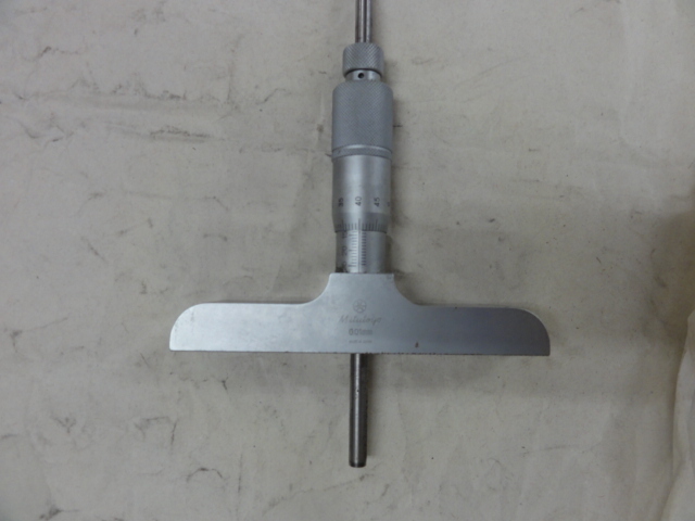 MITUTOYO｜ミツトヨ デプスマイクロメーター DMM120-300W