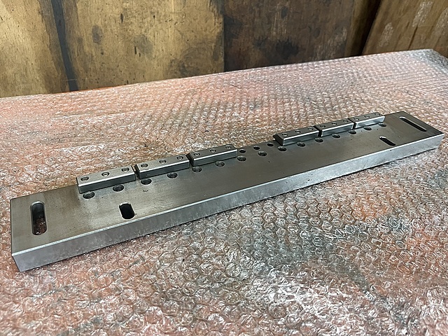 ワイヤーカット治具