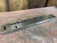 ワイヤーカット治具