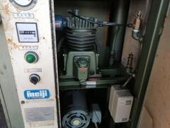 明治 0.75kwエアーコンプレッサー GHO-1