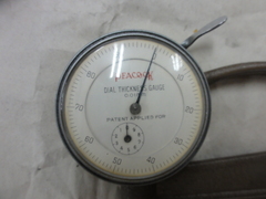 PEACOCK｜尾崎製作所 ダイヤルシックネスゲージ