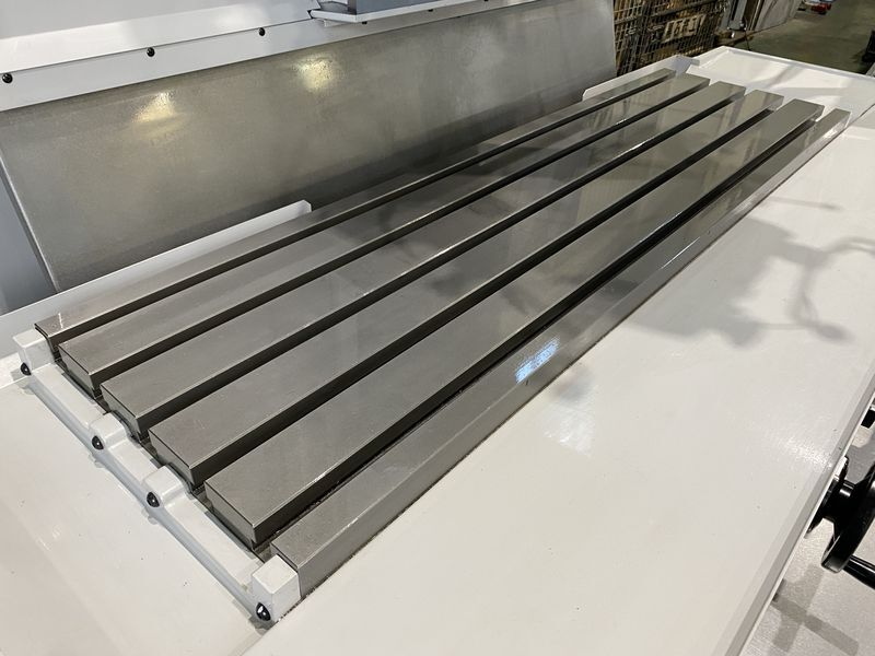 山崎技研 NCフライス盤 YZ-8WR (S/No.10389)