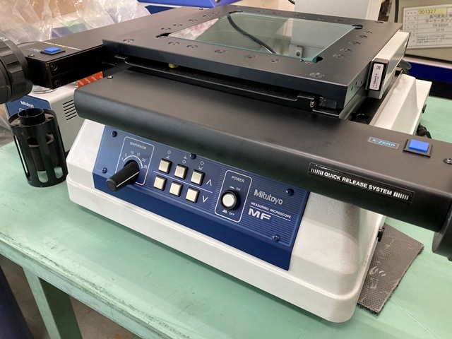 MITUTOYO｜ミツトヨ 工具顕微鏡 MF-A1010