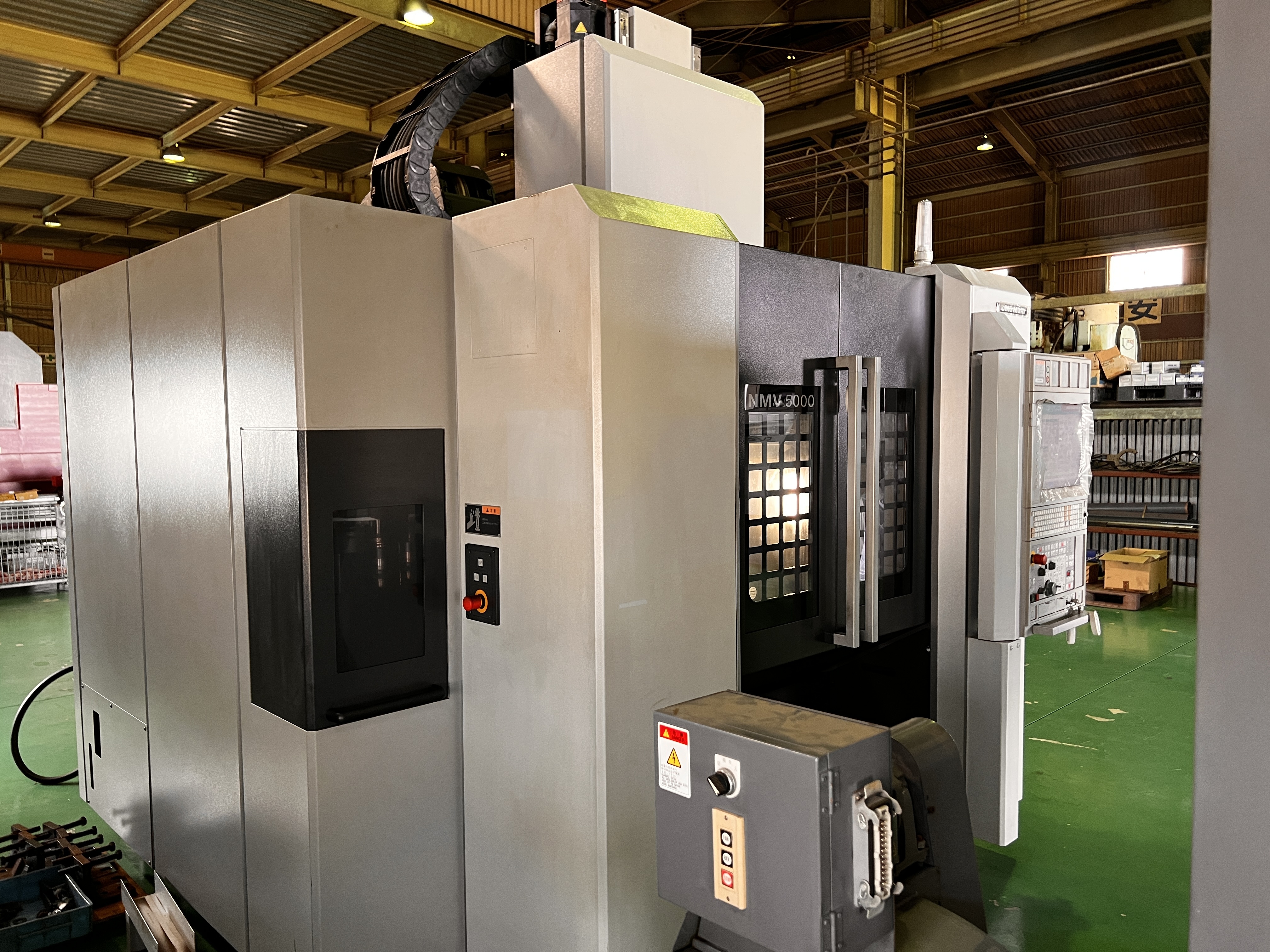 DMG森精機 5軸立マシニング NMV5000DCG