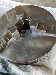 北川 ９インチ三本締めチャック JN09