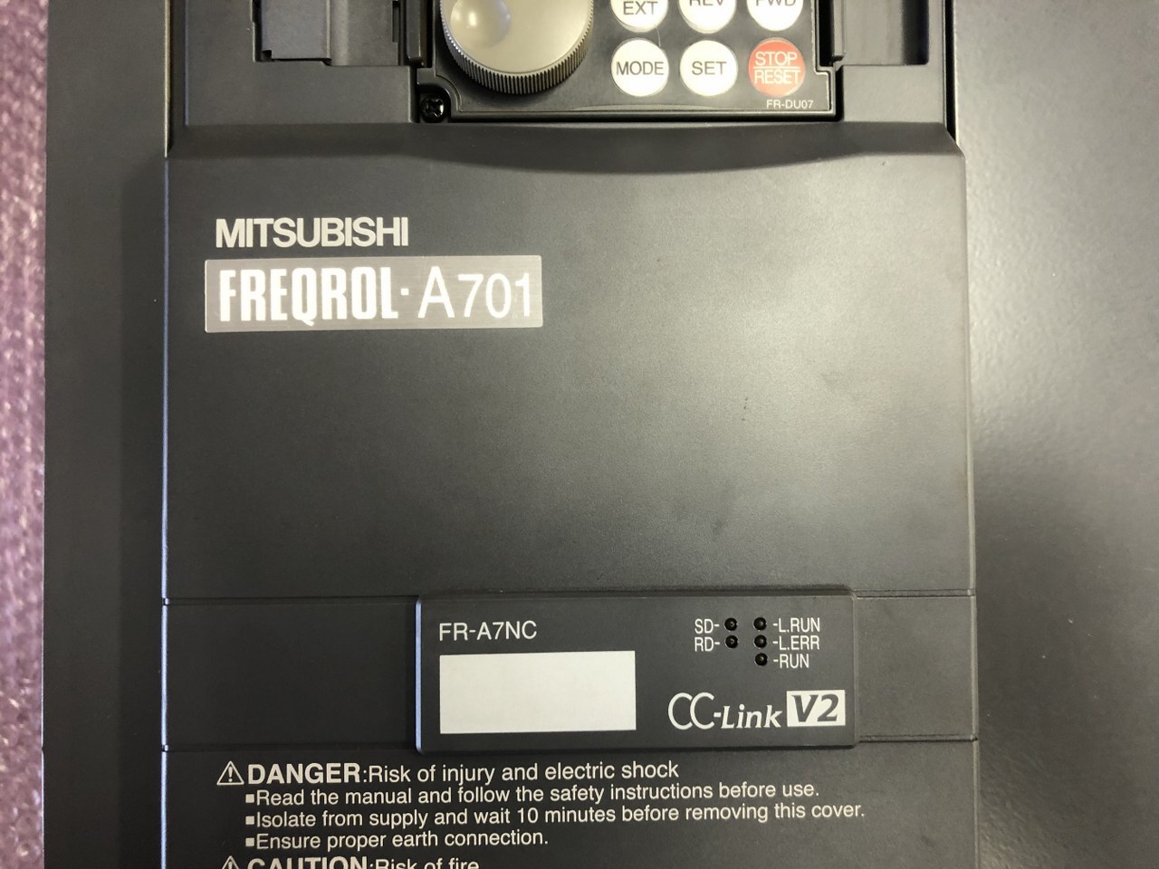 三菱/MITSUBISHI インバーター FR-A721-5.5K