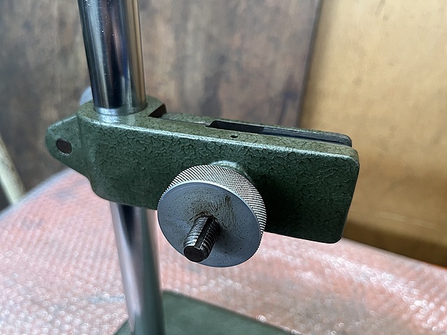 ゲージスタンド