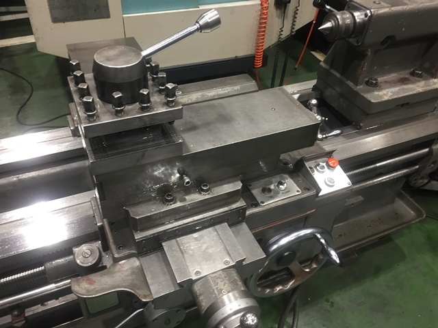 中部工機 9尺旋盤 LLA-1500