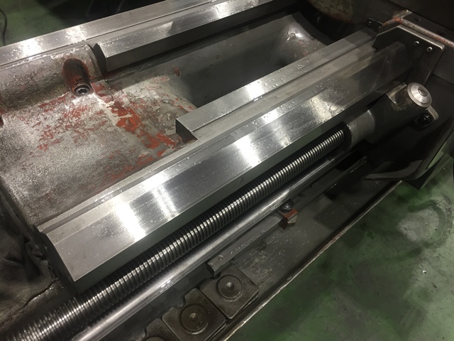 中部工機 9尺旋盤 LLA-1500