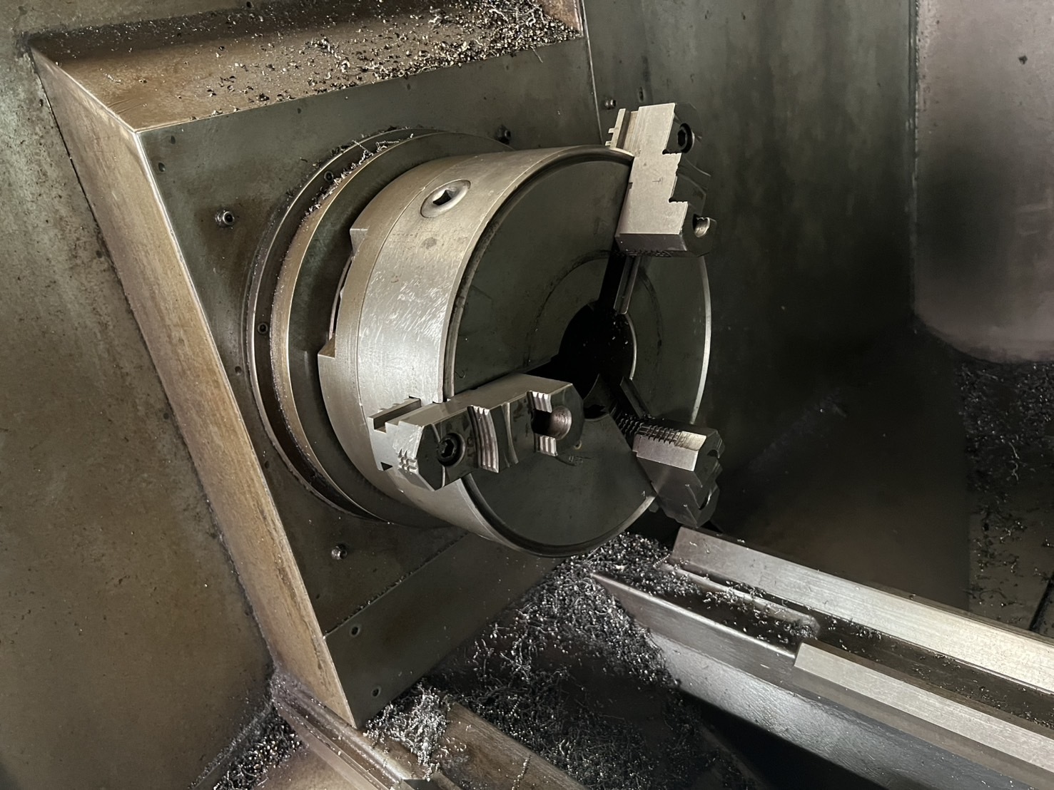 大日金属工業 NC旋盤 MG65x290