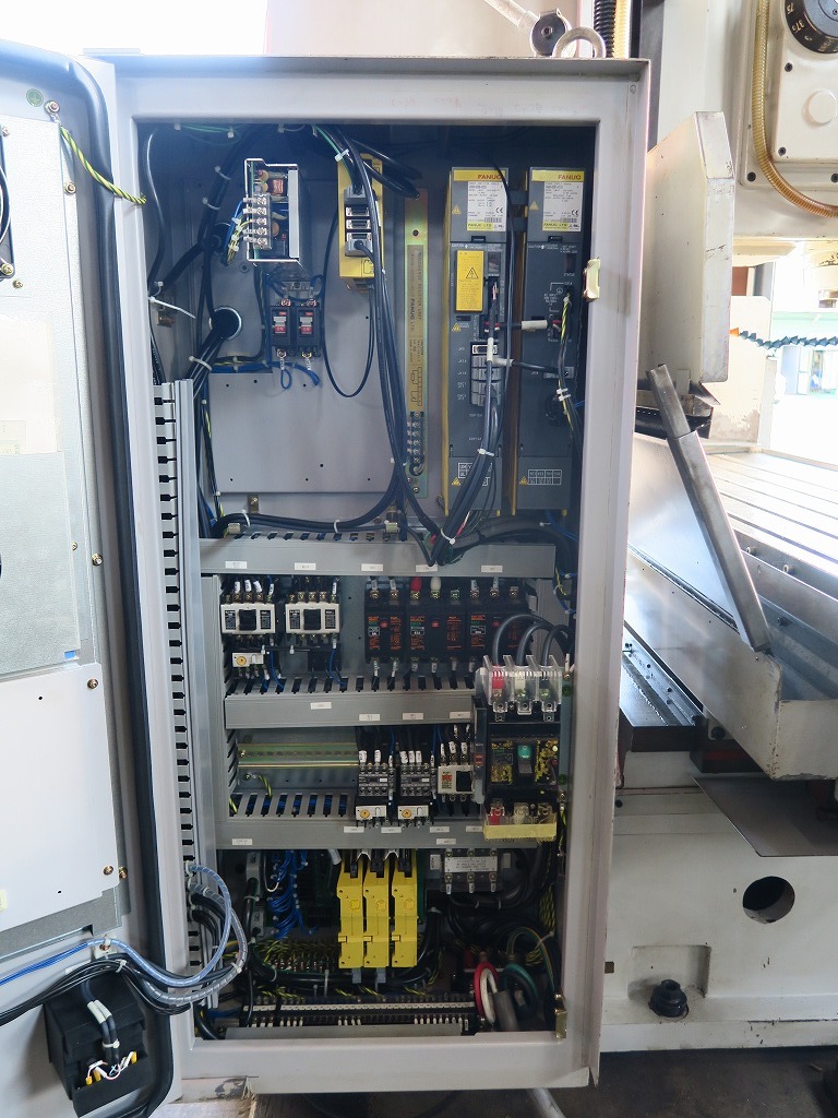 山崎技研 ＮＣ立フライス盤 YZ-8WR