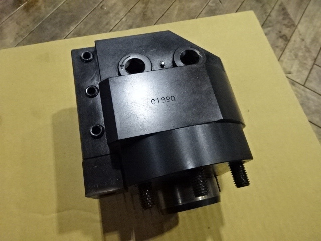 ヤマザキマザック	 ４角ターレット用バイトホルダー パワーマスター用