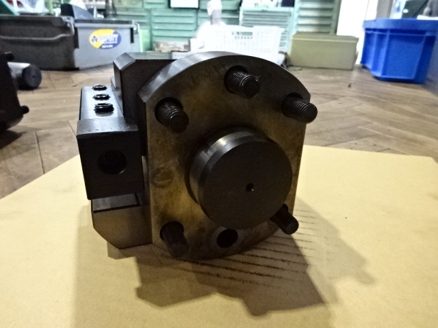 ヤマザキマザック	 ４角ターレット用バイトホルダー パワーマスター用