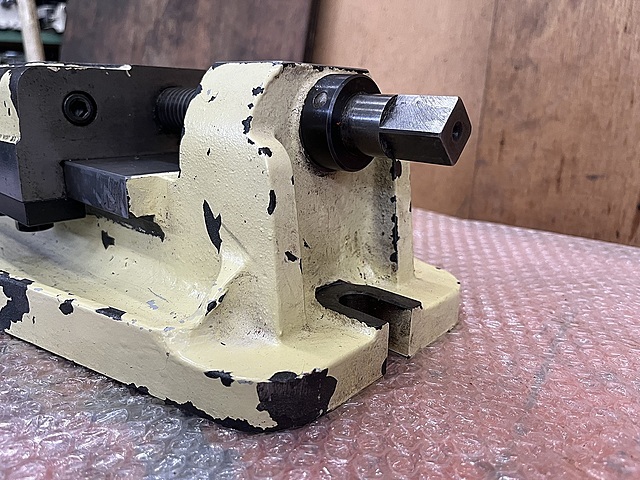 日研 マシンバイス