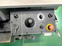 山崎技研 #5NC立フライス盤 YZ-500WR