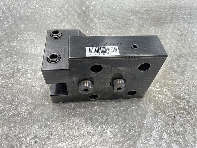 切削ホルダー 6E780100