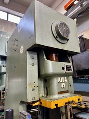 アイダエンジニアリング 45Tプレス NC1-45(2)