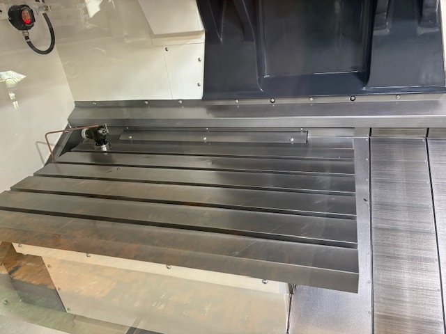 DMG森精機 立マシニングセンター CMX 800V