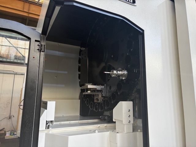 DMG森精機 立マシニングセンター CMX 800V