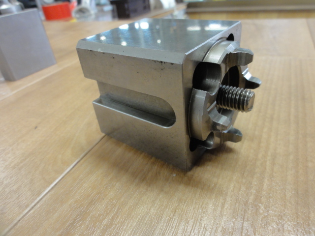 EROWA 放電用ツール