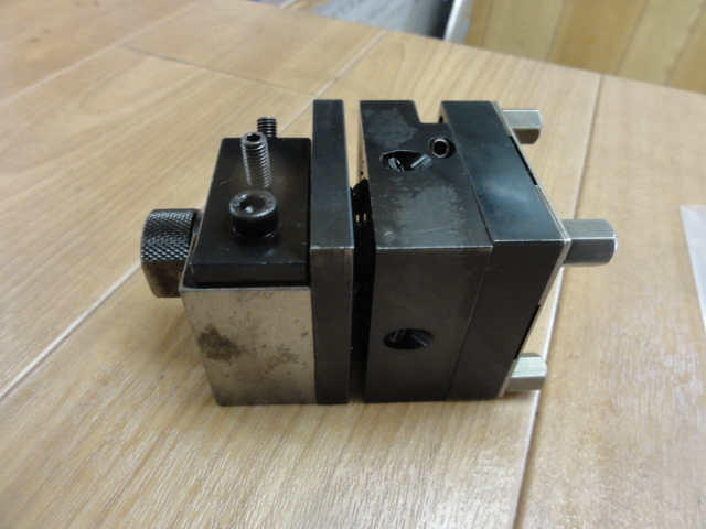 EROWA φ20用アダプター