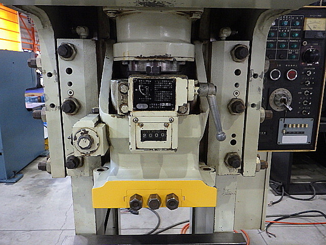 コマツ C型プレス OBS25-2