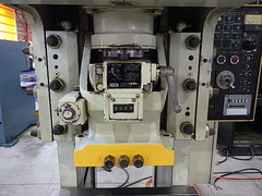 コマツ C型プレス OBS25-2