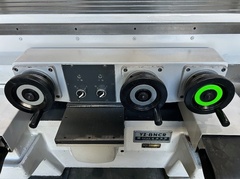 山崎技研 NC立フライス YZ8NCR