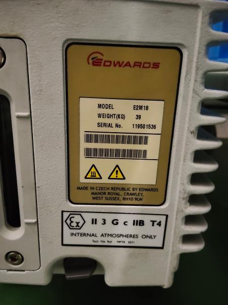 エドワーズ ロータリーポンプ E2M18