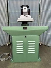 リーダー クリッカー油圧裁断機