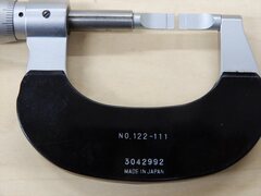 ミツトヨ ブレードマイクロメーター　0～25mm 122-111