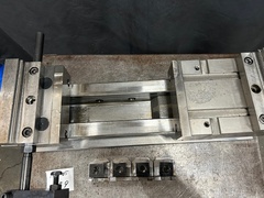 武田機械 油圧マシンバイス ACE160