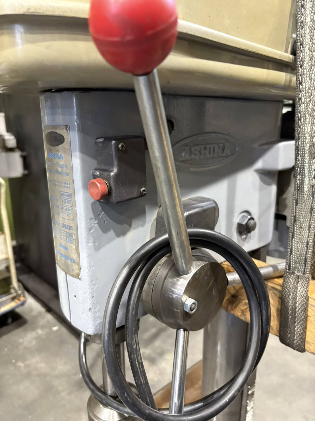 アシナ (芦名鉄工所) タッピングボール盤 ATD-410