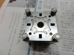 EROWA Vブロックホルダー