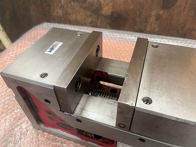 ナベヤ 精密マシンバイス FA125