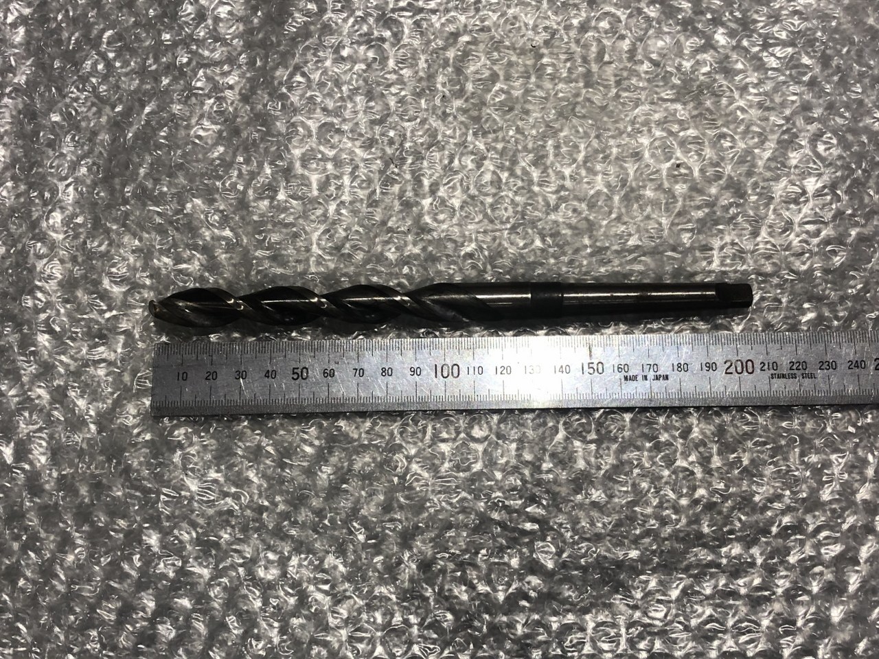 日立 テーパーシャンクドリル M42