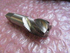 大昭和精機/BIG DAISHOWA タップホルダー T33-P3/8　ハンドタップ：3/8 PT-S