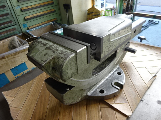 武田機械 傾斜油圧バイス TK-150HVI-G