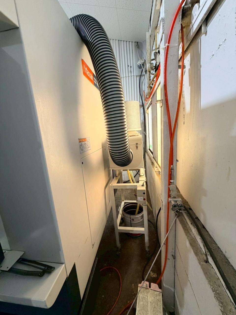 ヤマザキマザック 立型マシニングセンター VERTICAL CENTER NEXUS410A (VCN 410A)