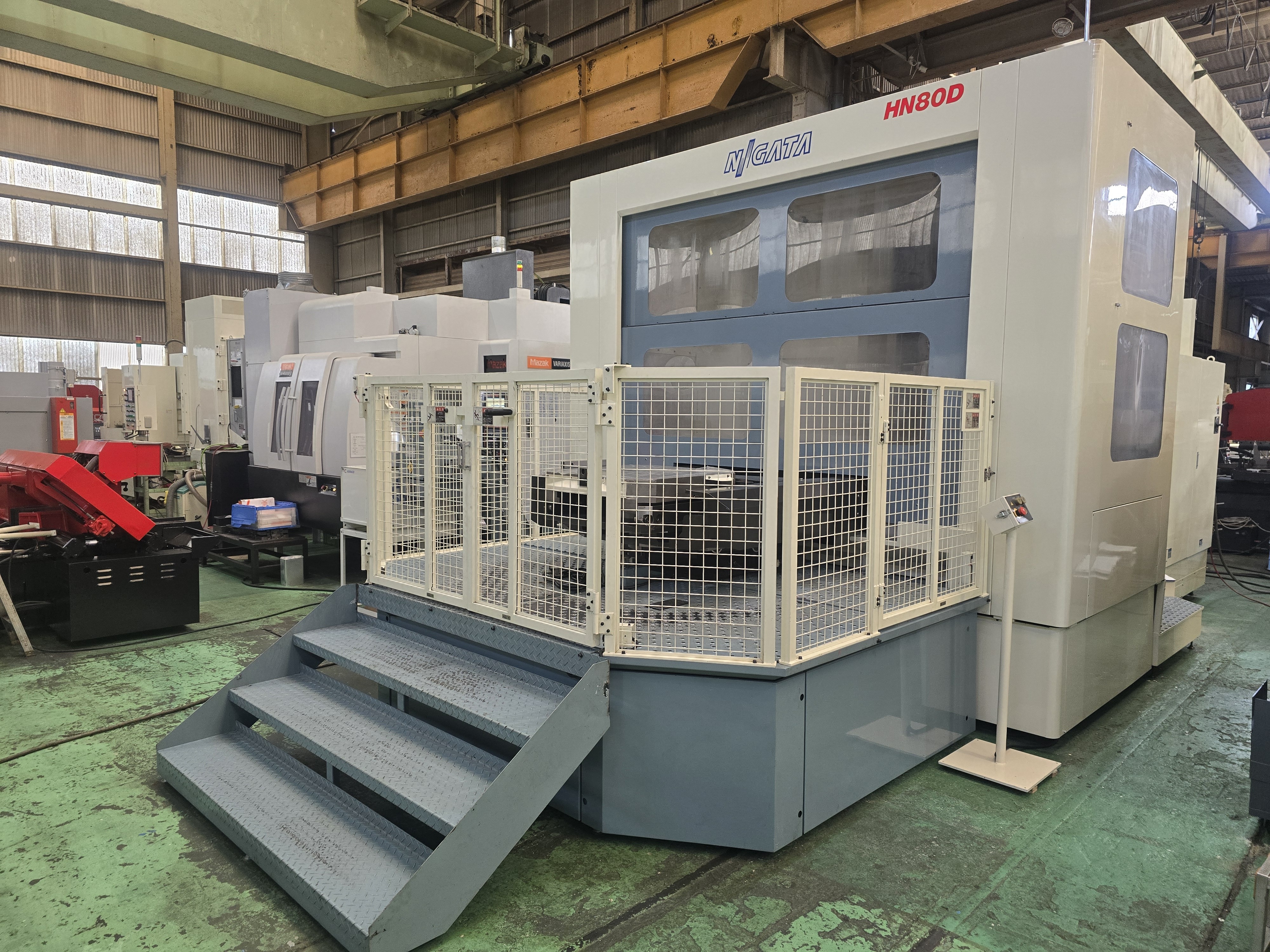 ニイガタ 横マシニングセンター HN80D