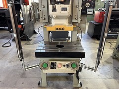 コマツ C型プレス OBS45-32B