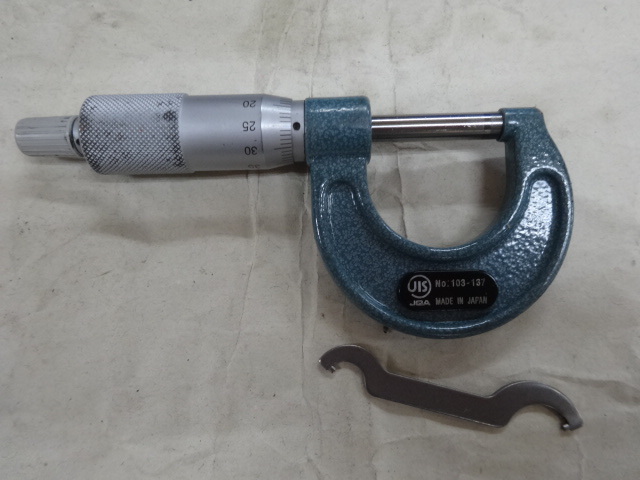 MITUTOYO｜ミツトヨ 外側マイクロメーター M110-25
