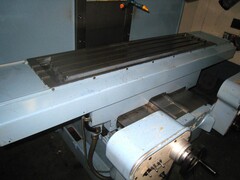 OKK NCフライス盤 RRM-2V